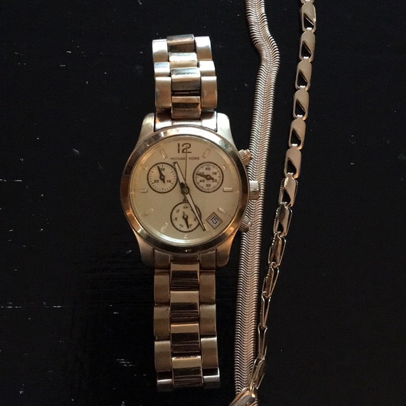 Michael Kors Gold Watch plus Two Bracelets - Picture 2 of 5